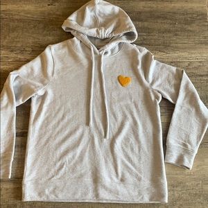 lou&grey sweatshirt with yellow embroidered heart